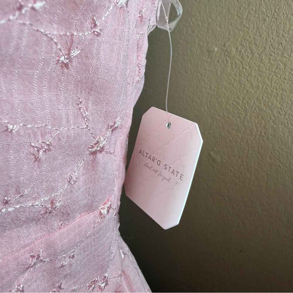 Alter’d State NWT Brittany Eyelet Tiered Mini Dress Sz L Pink - Picture 5 of 15